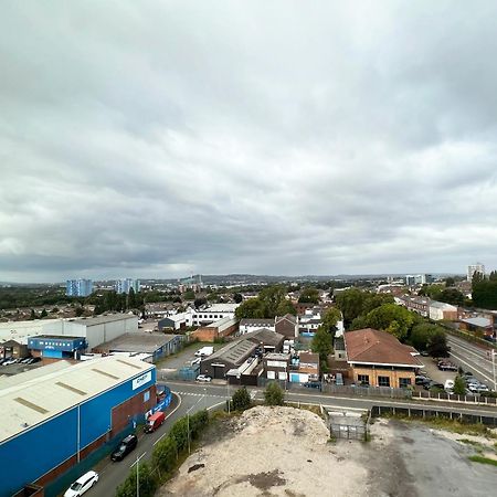 The Kaizen Daire West Bromwich Dış mekan fotoğraf