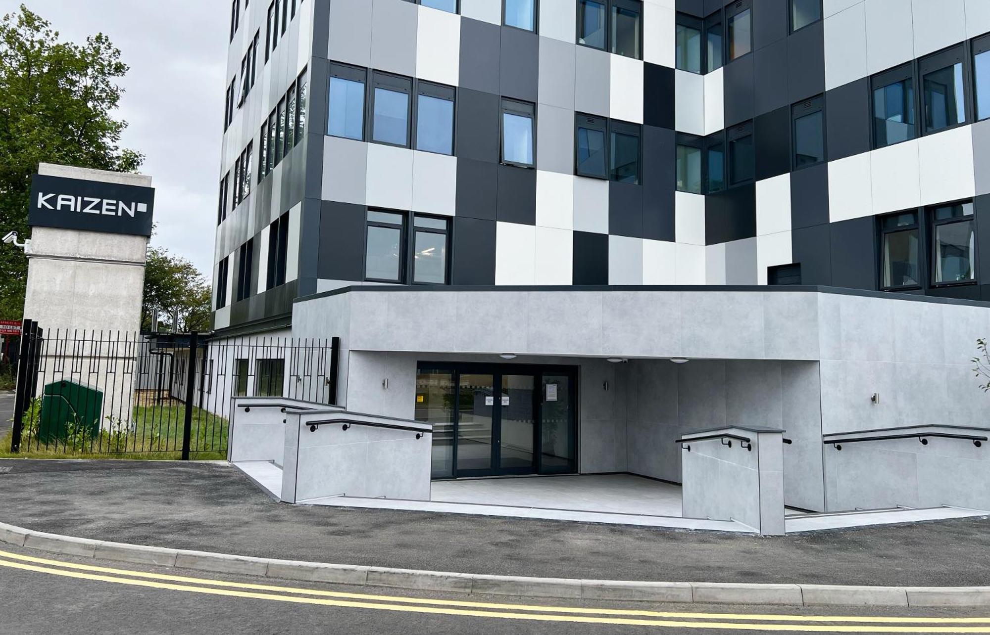 The Kaizen Daire West Bromwich Dış mekan fotoğraf